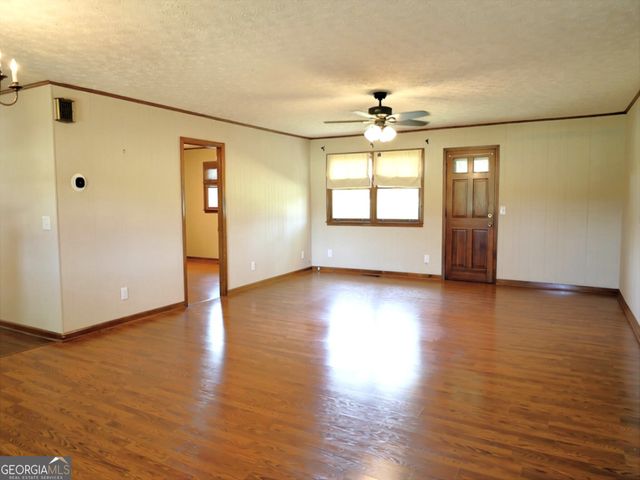 1719 Highway 98 West W, Danielsville, GA 30633