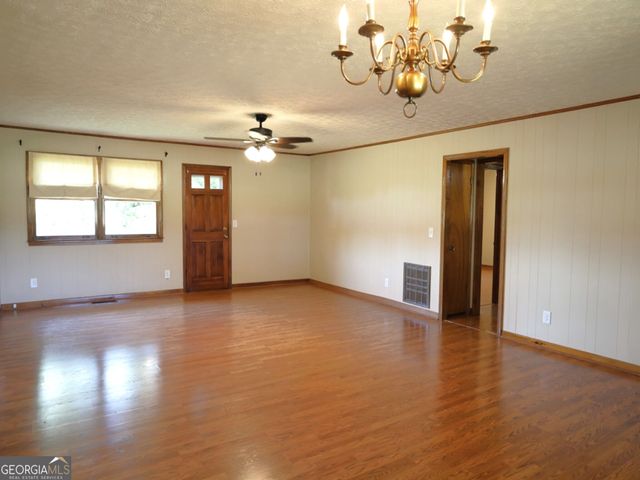 1719 Highway 98 West W, Danielsville, GA 30633