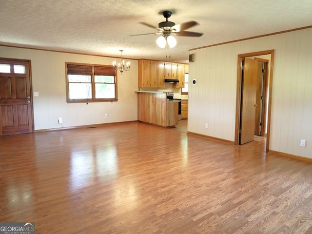 1719 Highway 98 West W, Danielsville, GA 30633