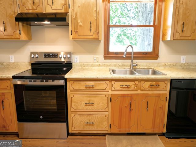 1719 Highway 98 West W, Danielsville, GA 30633