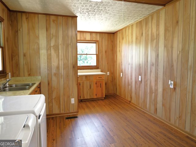 1719 Highway 98 West W, Danielsville, GA 30633
