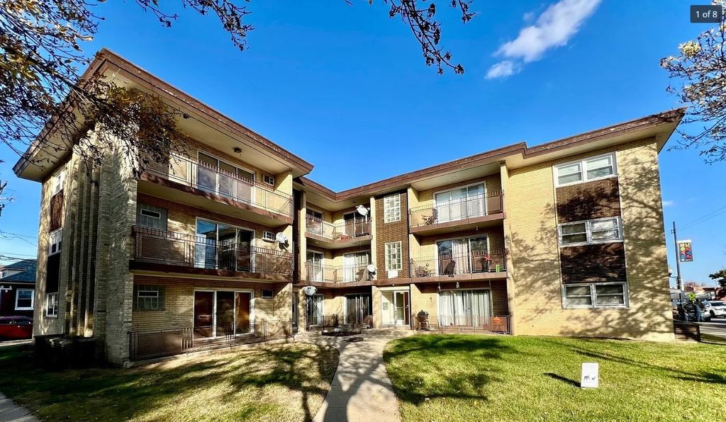 5849 S Francisco Avenue 1C, Chicago, IL 60629
