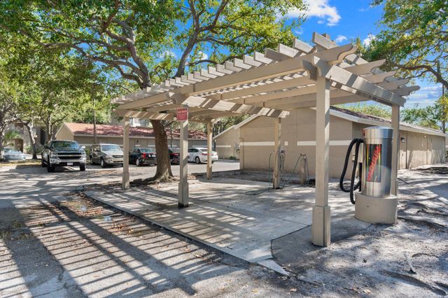 1885 PALM COVE Boulevard 10-108, Delray Beach, FL 33445