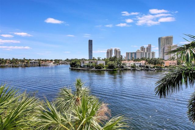 19667 Turnberry Way 3E, Aventura, FL 33180