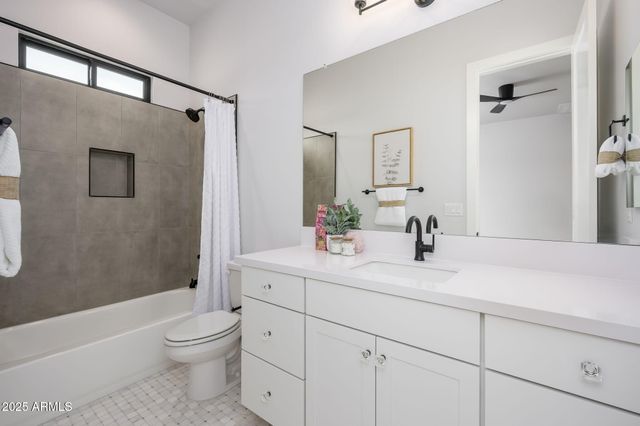 3653 E RUNAWAY BAY Place, Queen Creek, AZ 85142