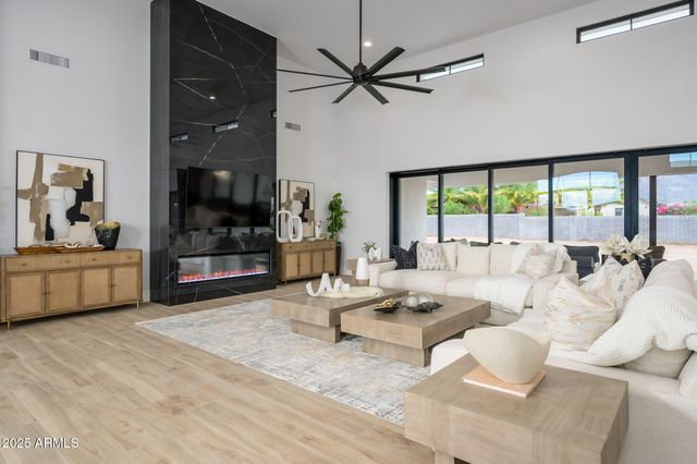 3653 E RUNAWAY BAY Place, Queen Creek, AZ 85142