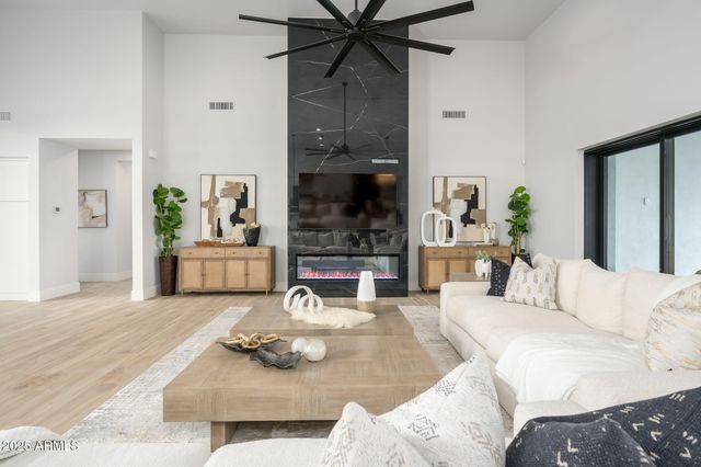 3653 E RUNAWAY BAY Place, Queen Creek, AZ 85142