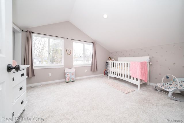 515 S Michigan Avenue, Howell, MI 48843