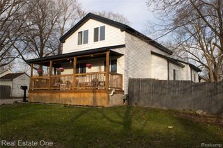 515 S Michigan Avenue, Howell, MI 48843
