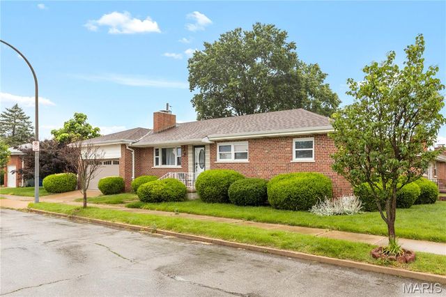 7153 Whaley Place, St Louis, MO 63116