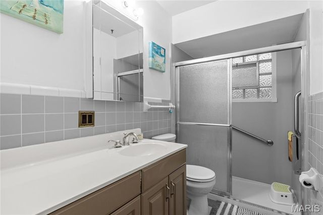 7153 Whaley Place, St Louis, MO 63116