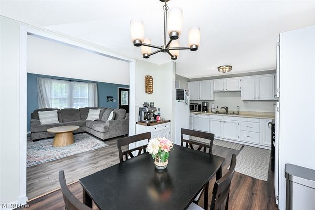 4092 Hummingbird Trail, Stow, OH 44224