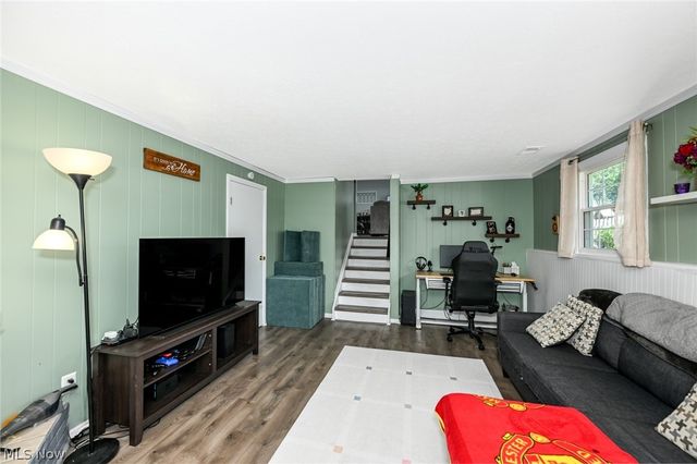 4092 Hummingbird Trail, Stow, OH 44224