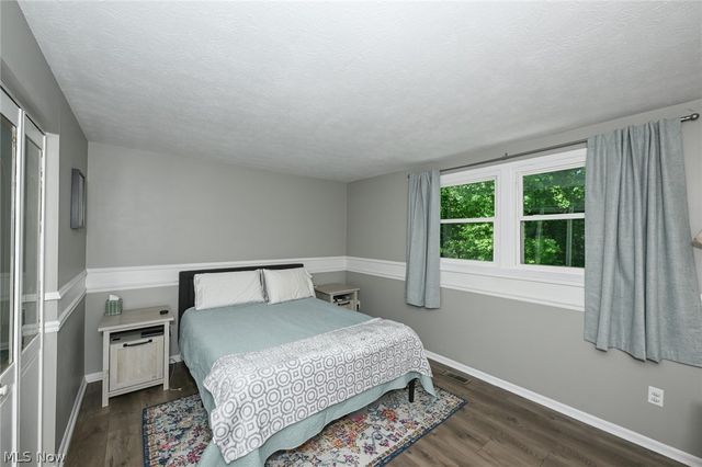 4092 Hummingbird Trail, Stow, OH 44224