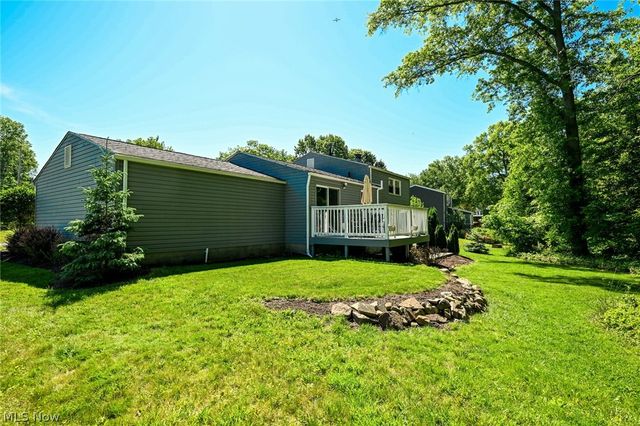 4092 Hummingbird Trail, Stow, OH 44224