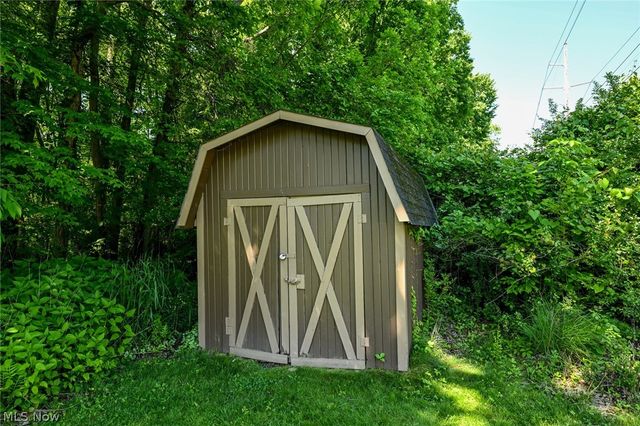4092 Hummingbird Trail, Stow, OH 44224