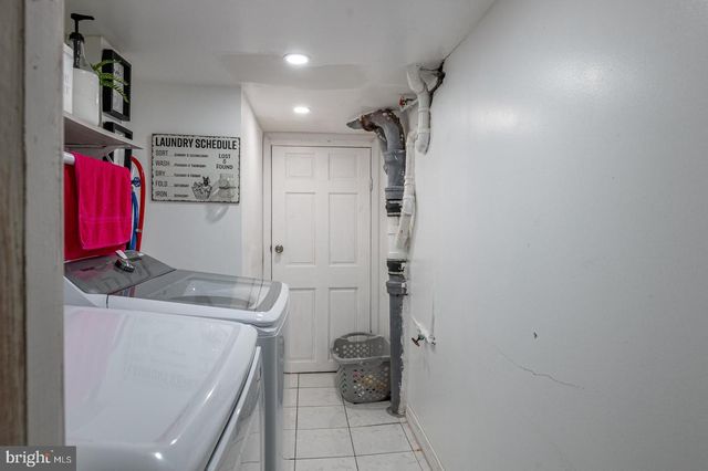 705 ALTON AVE, Reading, PA 19605