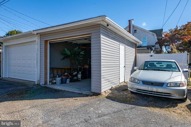 705 ALTON AVE, Reading, PA 19605