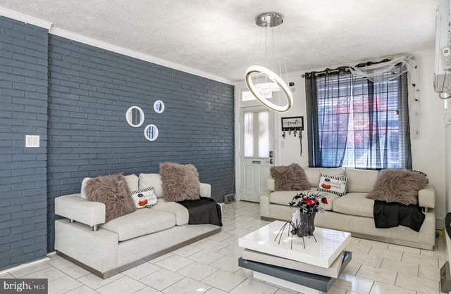 705 ALTON AVE, Reading, PA 19605