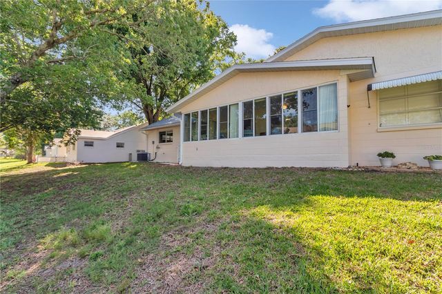 8787 SW 90TH LANE E, Ocala, FL 34481