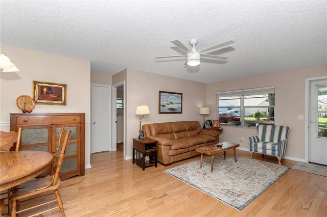 8787 SW 90TH LANE E, Ocala, FL 34481