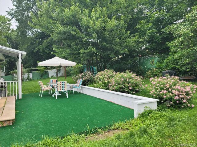 7 Crestwood Trail, Monroe, NY 10950