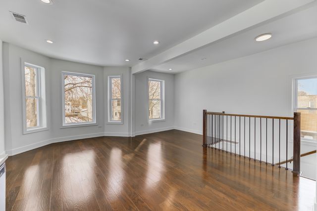 613 N Christiana Avenue, Chicago, IL 60624