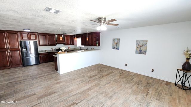 4502 W VIRGINIA Avenue, Phoenix, AZ 85035