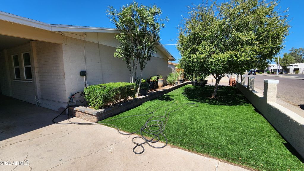 4502 W VIRGINIA Avenue, Phoenix, AZ 85035 — photo 5