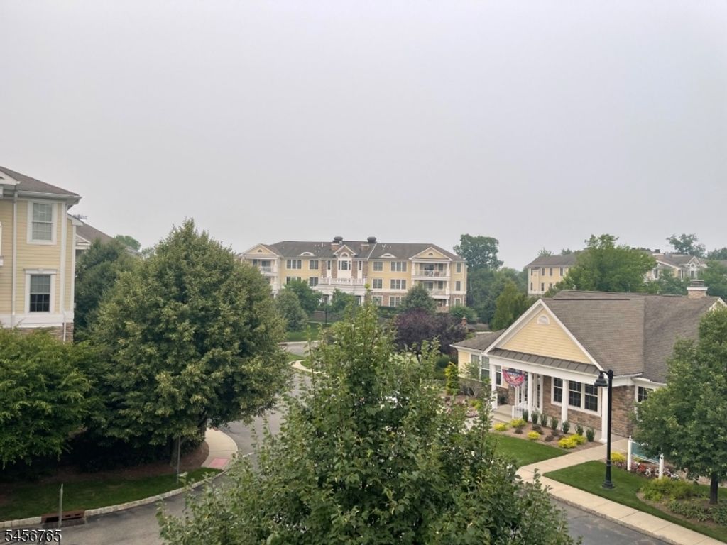 805 Four Seasons Ln 805, Montvale Boro, NJ 07645 — photo 3