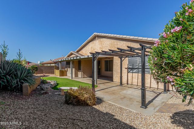 18641 W WESTERN STAR Boulevard, Goodyear, AZ 85338