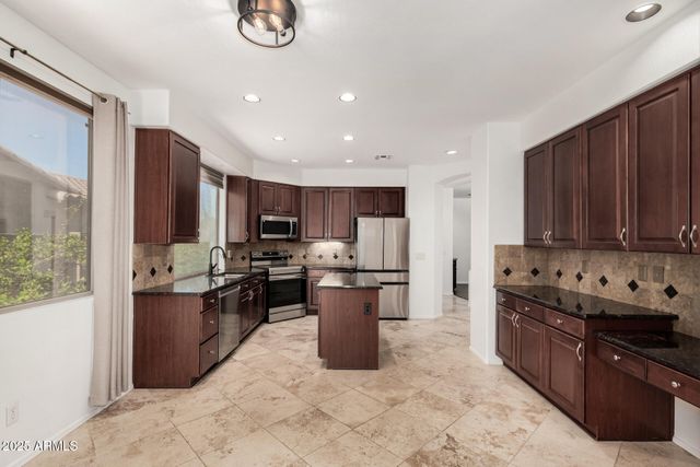 18641 W WESTERN STAR Boulevard, Goodyear, AZ 85338