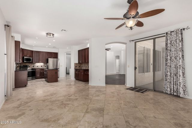 18641 W WESTERN STAR Boulevard, Goodyear, AZ 85338