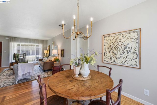 1135 Via Esperanza, San Lorenzo, CA 94580