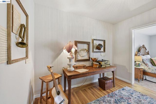 1135 Via Esperanza, San Lorenzo, CA 94580