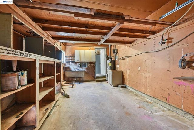 1135 Via Esperanza, San Lorenzo, CA 94580