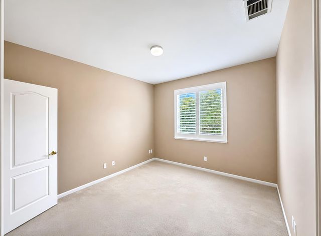 5432 Casa Grande Ave, Rocklin, CA 95677