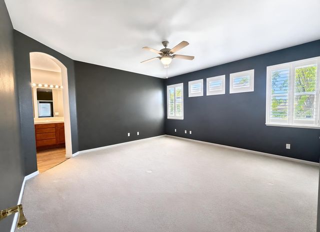 5432 Casa Grande Ave, Rocklin, CA 95677