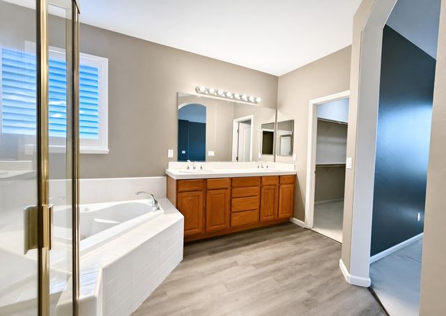 5432 Casa Grande Ave, Rocklin, CA 95677