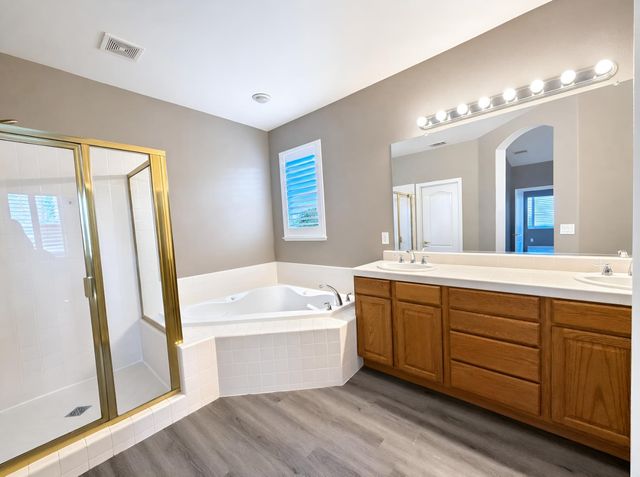 5432 Casa Grande Ave, Rocklin, CA 95677