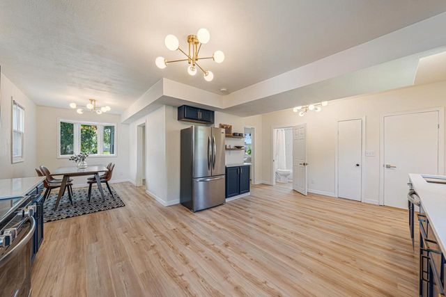 728 W 4TH AVENUE, Oshkosh, WI 54901