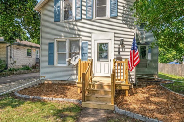 728 W 4TH AVENUE, Oshkosh, WI 54901