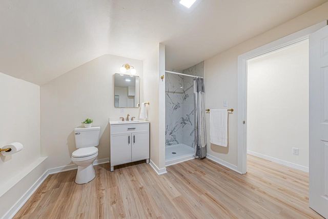 728 W 4TH AVENUE, Oshkosh, WI 54901