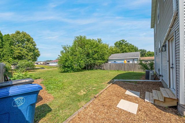 728 W 4TH AVENUE, Oshkosh, WI 54901