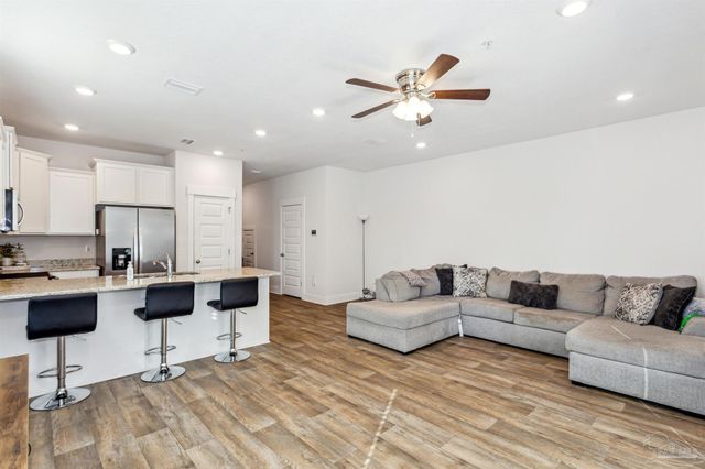 8916 Brigade Trl, Pensacola, FL 32534