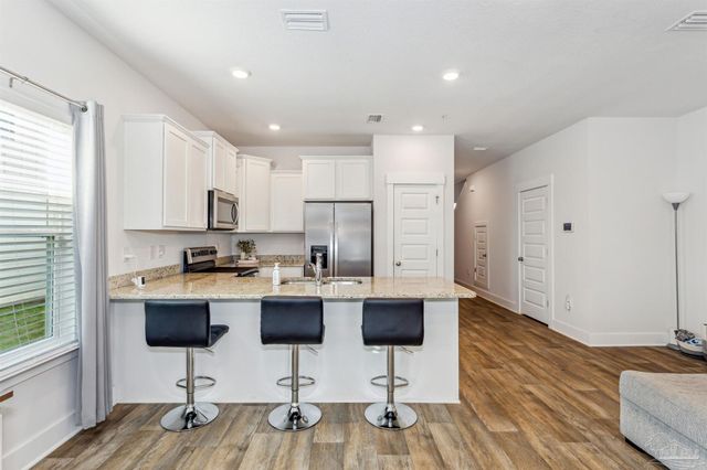 8916 Brigade Trl, Pensacola, FL 32534