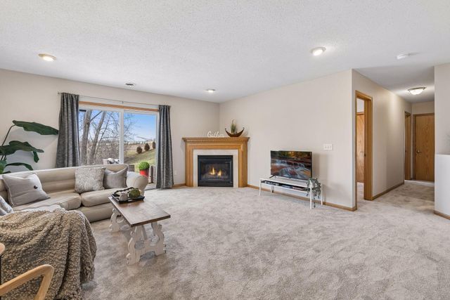 14026 Bluebird Trail NE, Prior Lake, MN 55372