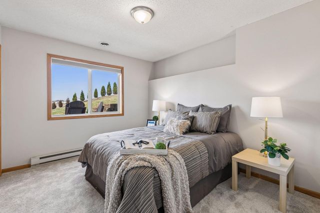 14026 Bluebird Trail NE, Prior Lake, MN 55372