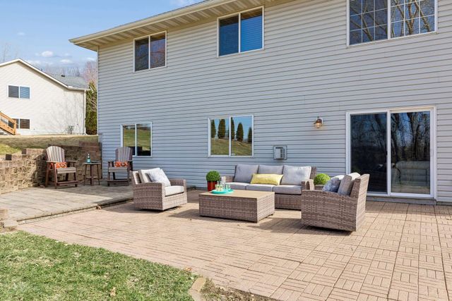 14026 Bluebird Trail NE, Prior Lake, MN 55372