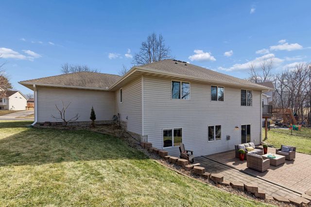 14026 Bluebird Trail NE, Prior Lake, MN 55372
